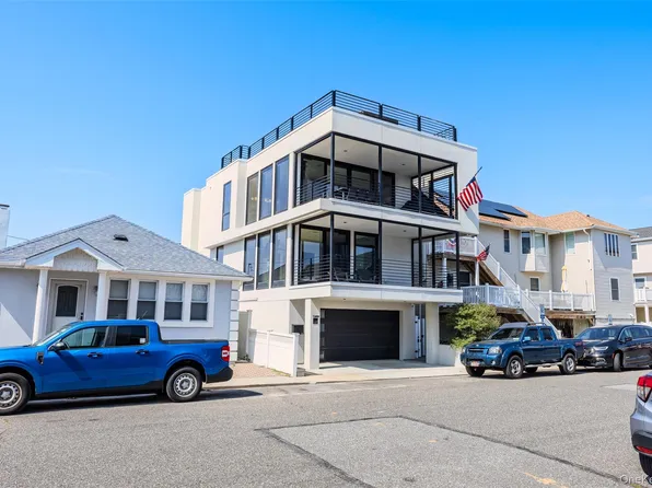 35 Wyoming Avenue, Long Beach, NY 11561