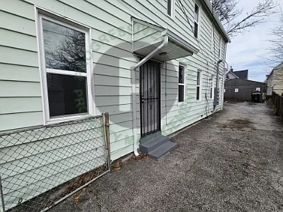 8023 Kosciuszko Ave #4 — Photo 2