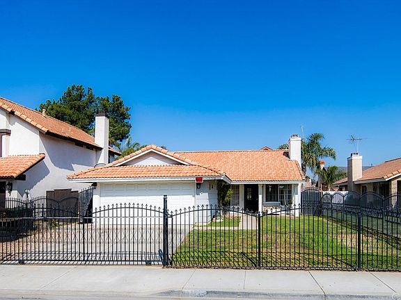2nd image of 14808 Spinnaker Ln