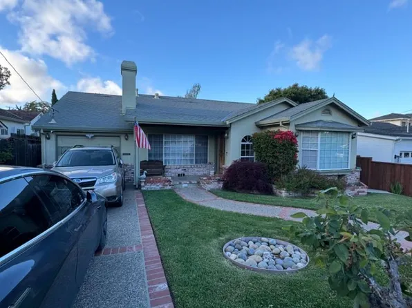 2550 Eaton Ave, Redwood City, CA 94062