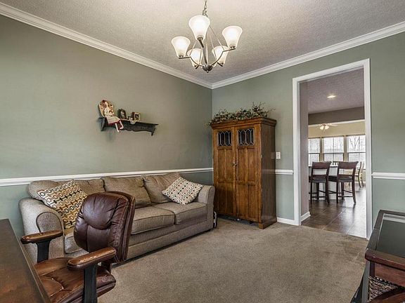 5th image of 9260 Weigela Ct