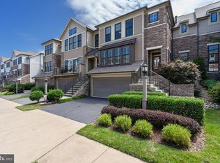 23490 Epperson Sq, Ashburn, VA 20148