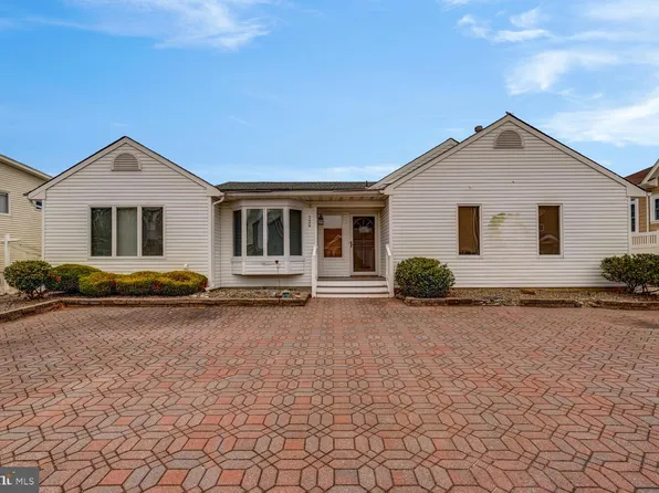 129 Bruce Dr, Manahawkin, NJ 08050