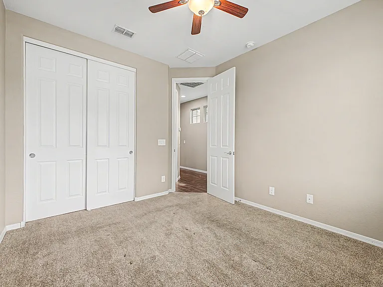 2539 W Rabjohn Rd — Photo 28