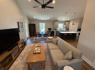 1106 Logan St SE Unit 2, Grand Rapids, MI 49506