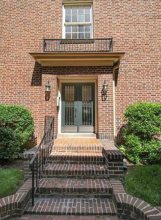4th image of 3410 Monument Ave Unit 101