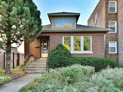 5423 N Artesian Ave, Chicago, IL, 60625