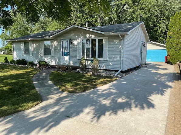 39670 Macomber St, Harrison Township, MI 48045