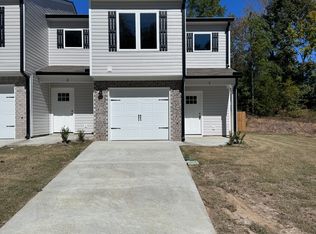 307 Legacy Ln #8, Calhoun, GA 30701