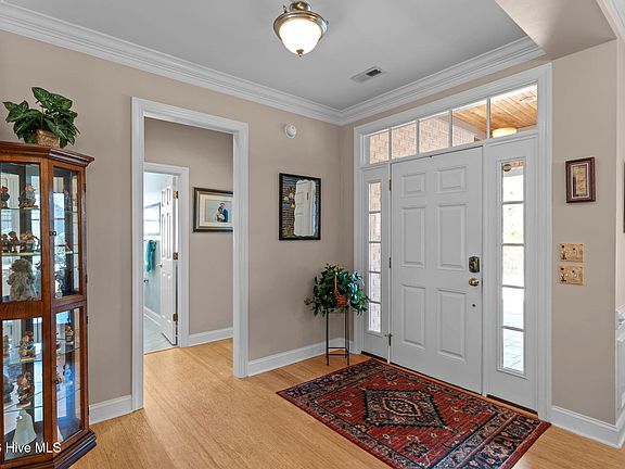 3rd image of 7114 Saybrook Drive