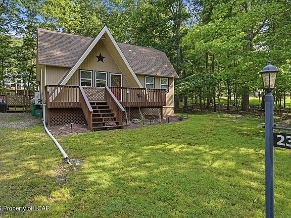 4th image of 231 W Lake Valley Dr