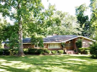 129 Ann St, Cochran, GA 31014