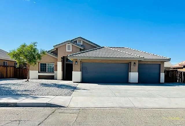18886 Muskrat Ave — Photo 1