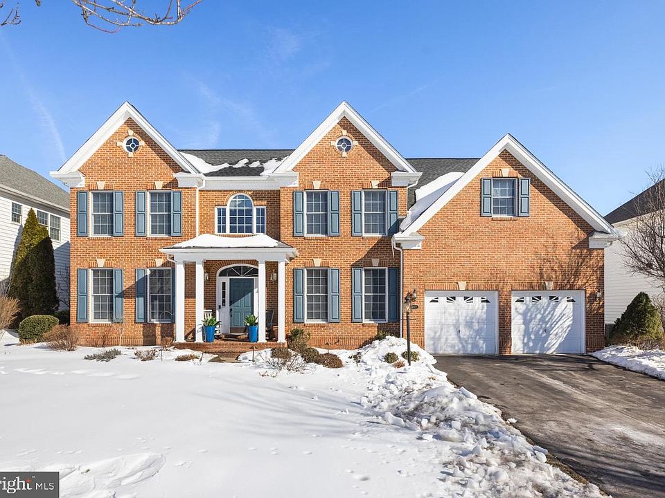 1st image of 5029 Warwick Hills Ct