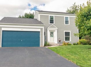 1250 Big Sur Pkwy, Algonquin, IL 60102