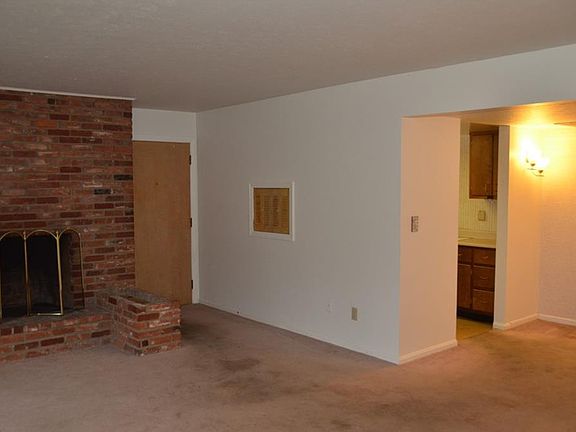 4th image of 7020 Carriage Hill Dr APT 104
