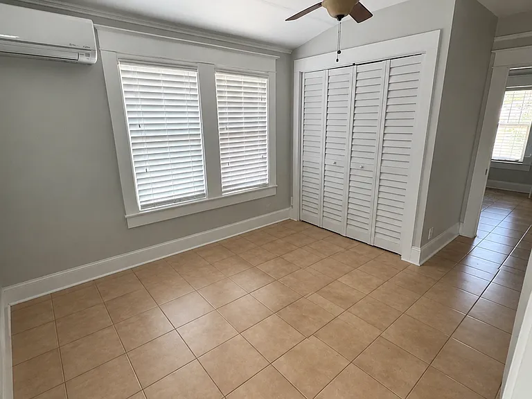 2517 W Palm Dr #4 — Photo 7