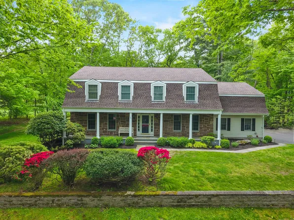 64 Woodbine Road, Stamford, CT 06903