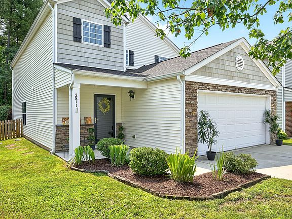 3rd image of 2811 Skybrook Ln