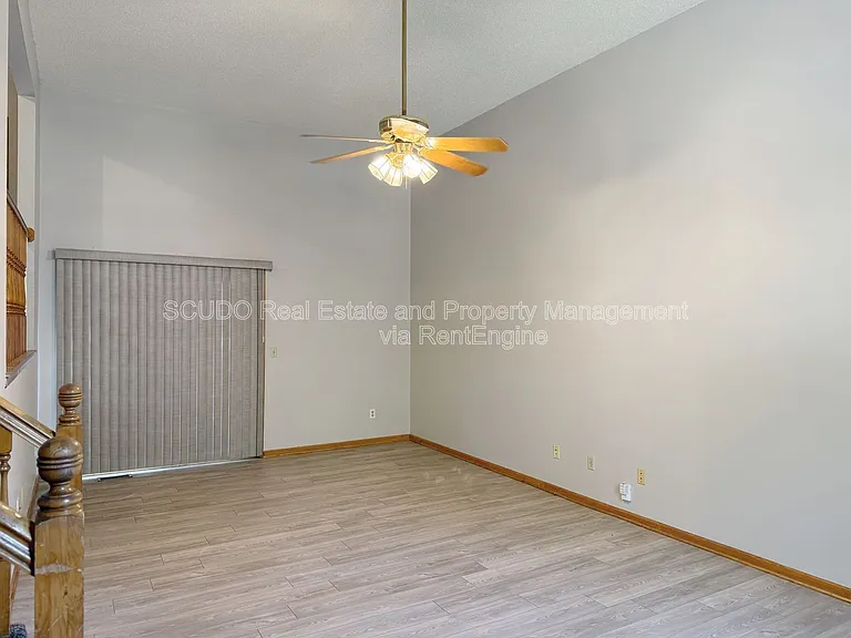 2109 SE 2nd Ter — Photo 3
