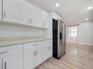 837 SW 26th St, Fort Lauderdale, FL 33315