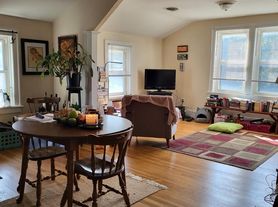 10844 Main St, Clarence, NY