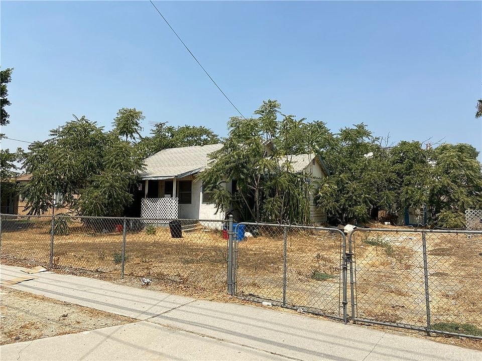 2nd image of 16744 San Bernardino Ave