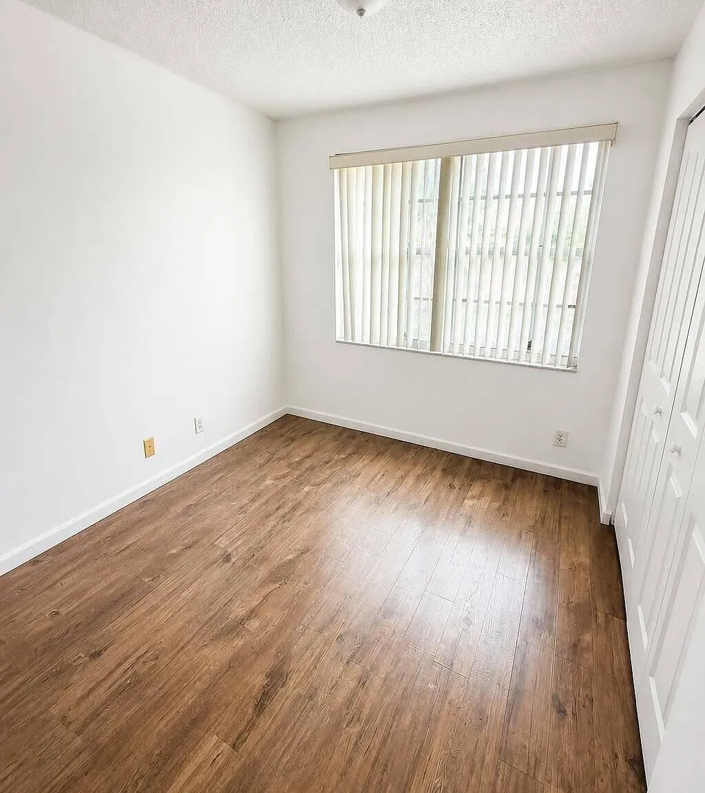4 bed, 2.5 bath, 1790 sqft, $3,650 — Photo 3