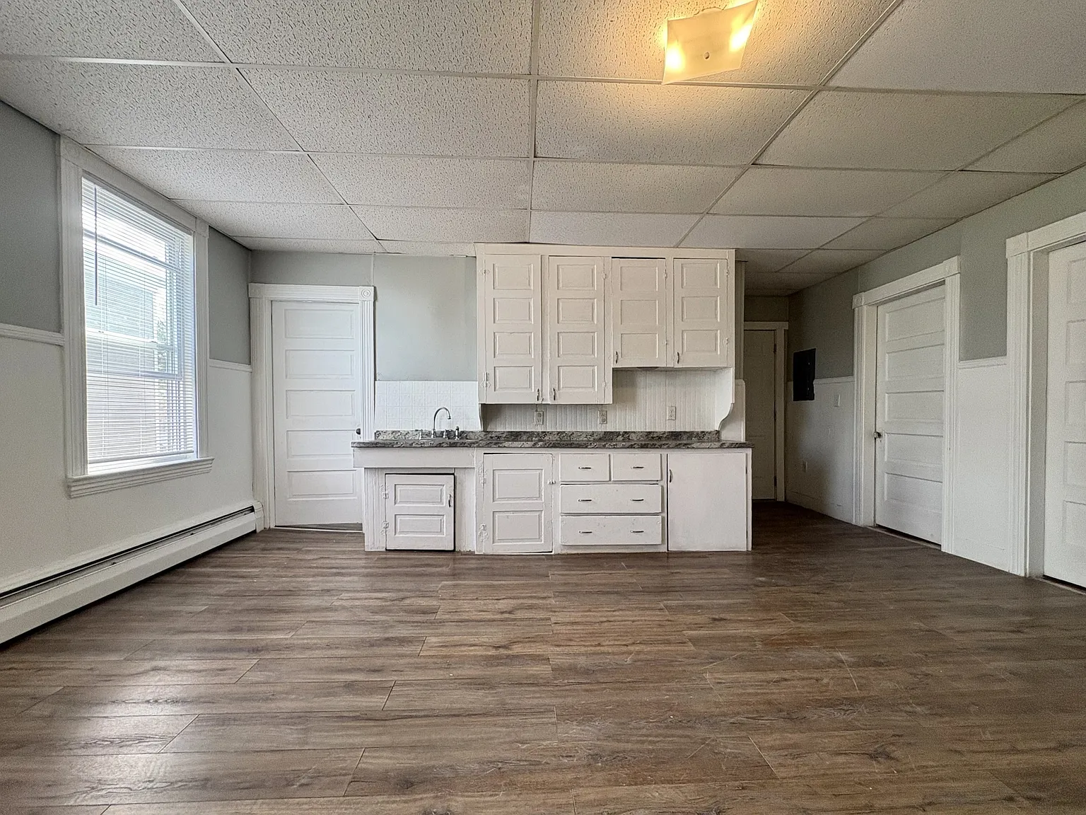 3 bed, $1,450 — Photo 2
