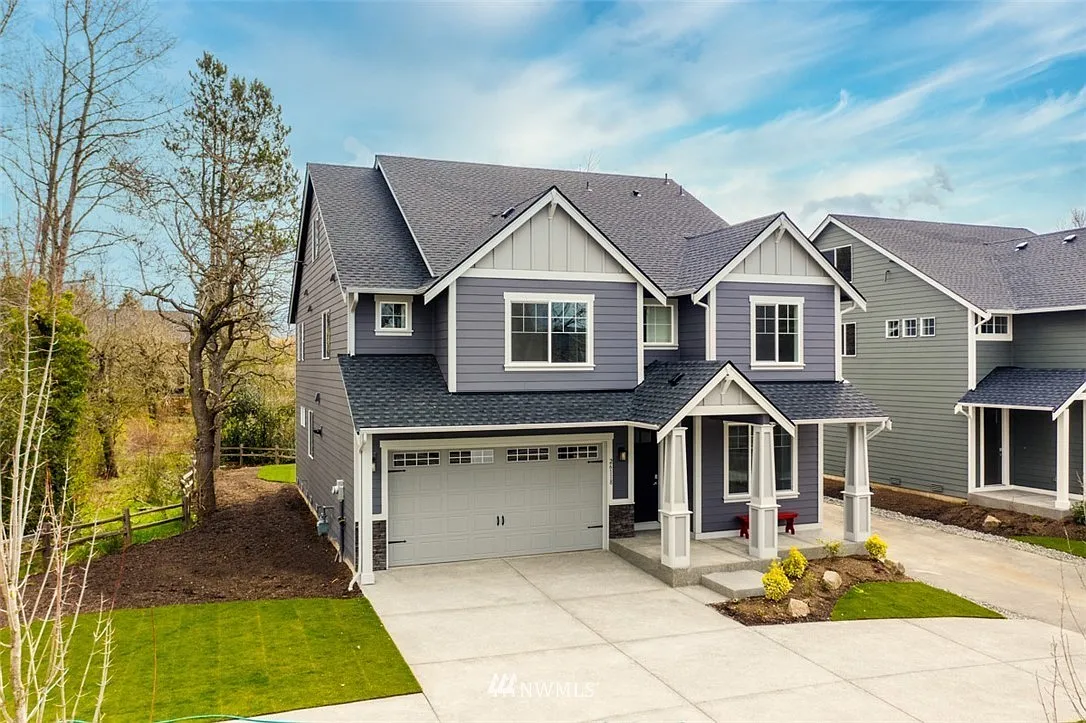 5 bed, 3160 sqft, $4,200 — Photo 1