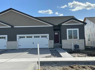 927 Eisenhower Blvd, North Liberty, IA
