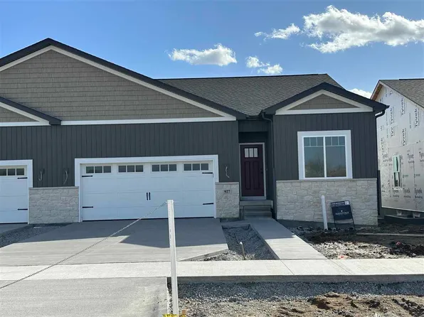 927 Eisenhower Blvd, North Liberty, IA 52317