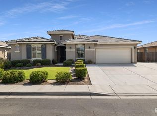 14911 Chatsworth Ave, Bakersfield, CA 93314