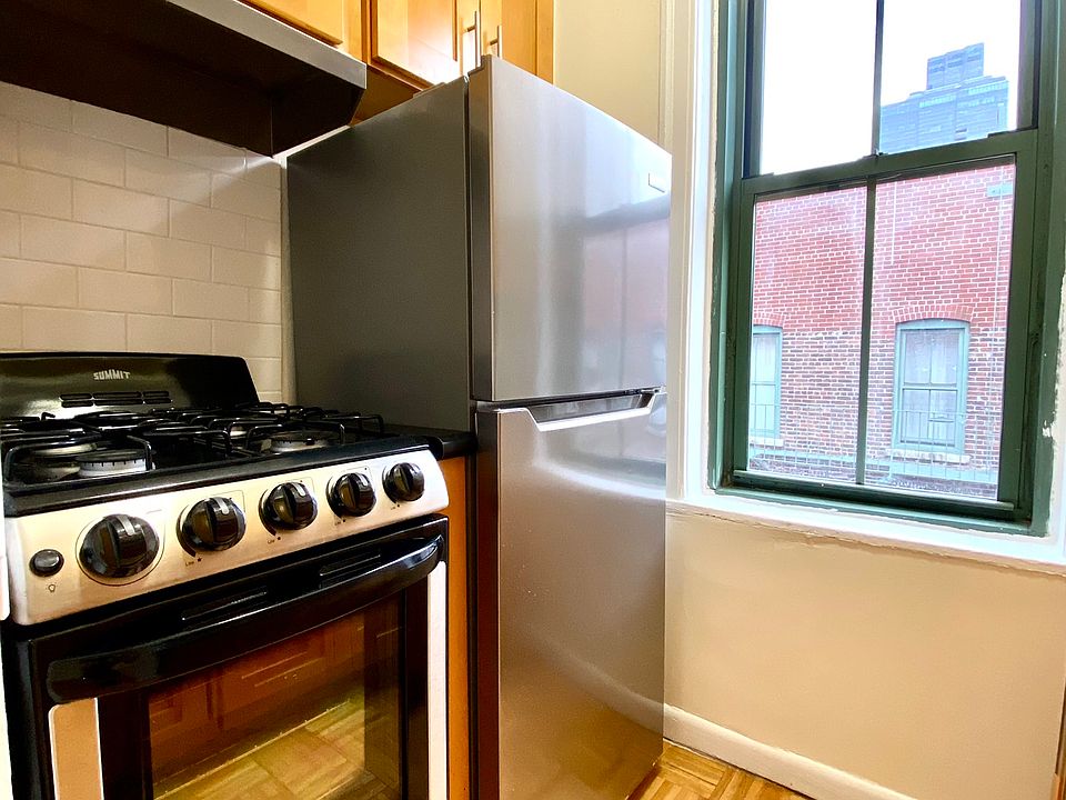 1st image of 536 E 79th St APT 6N