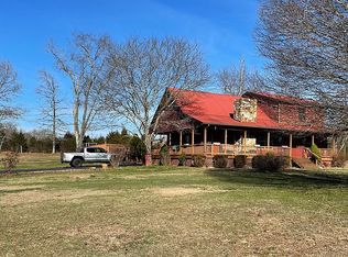 515 Highway 2001, Irvine, KY 40336