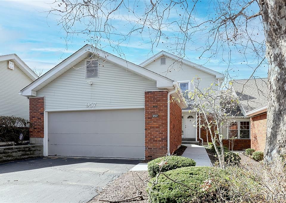 1st image of 957 N Spoede Rd