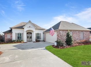 18454 Old Maplewood Dr, Prairieville, LA 70769