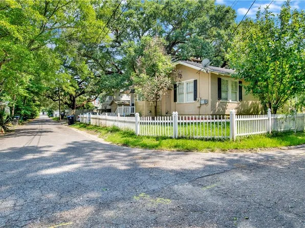 205 6th St, Chickasaw, AL 36611