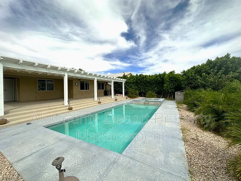 66613 San Diego Dr — Photo 18