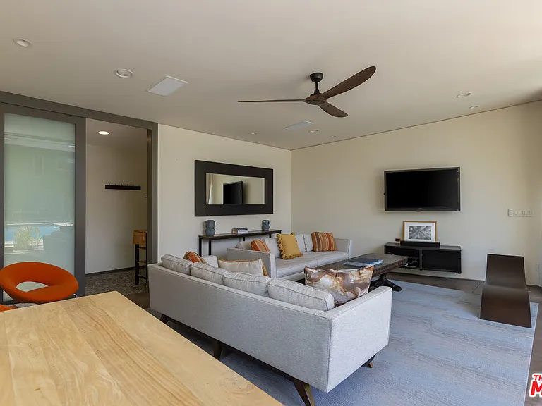11835 S South Park Ave — Photo 26