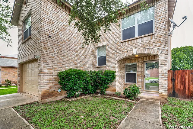 3 bed, 2.5 bath, 1879 sqft, $1,750 — Photo 3
