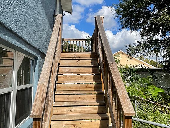 2nd image of 1701 W Cluster Ave