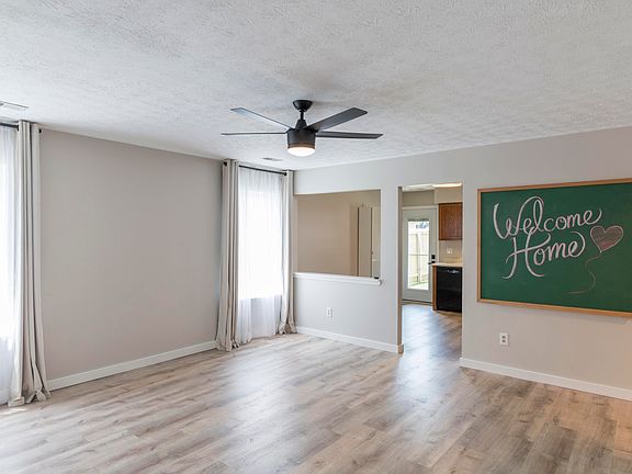 3rd image of 713 Pioneer Ln