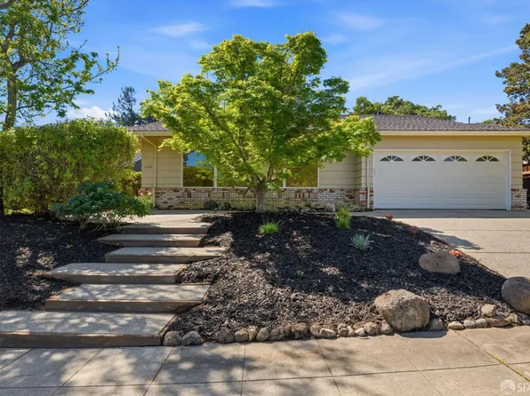 1322 Ashwood Ct, San Mateo, CA 94402