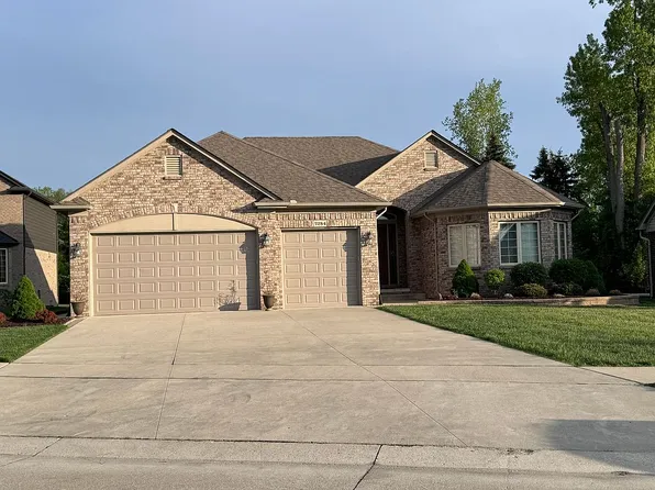 7284 Park Terrace Ln, Shelby Township, MI 48317