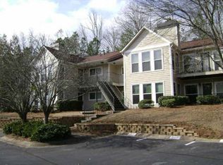 3013 Lake Pointe Cir, Roswell, GA 30075