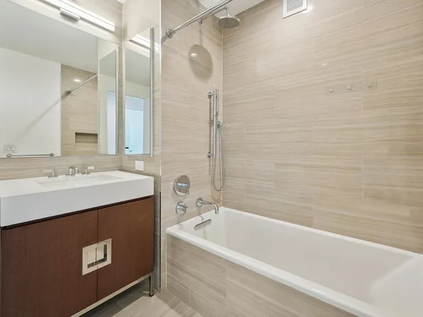 99 Hudson Street image 13 of 35