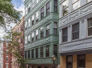 30 Grove St #4, Boston, MA 02114