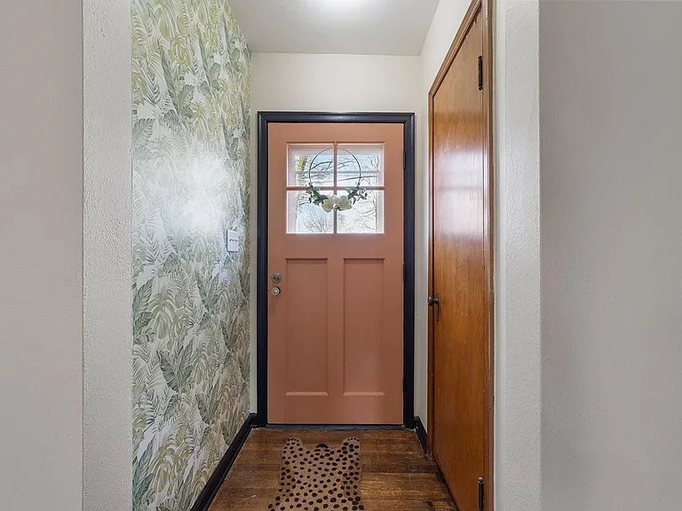 3015 Kossuth St — Photo 2