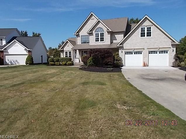 1st image of 340 Branford Ln